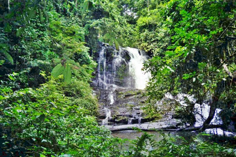 Cascada de Akloa (Región de Plateaux, Togo)