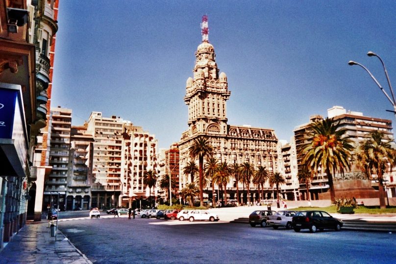 Plaza Independencia (Montevideo, Uruguay)