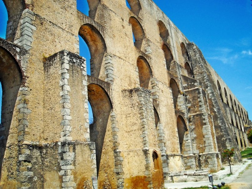 Acueducto de Amoreira (Distrito de Portalegre, Portugal)