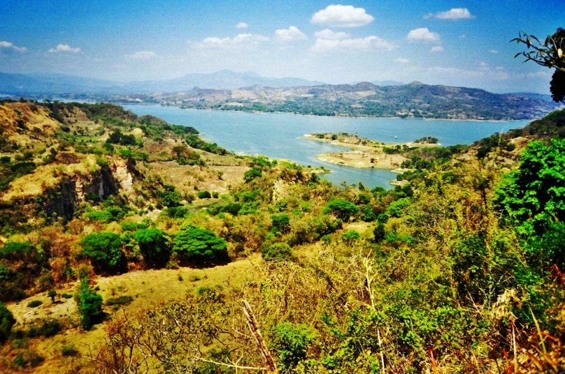 Lago de Suchitlán (El Salvador)