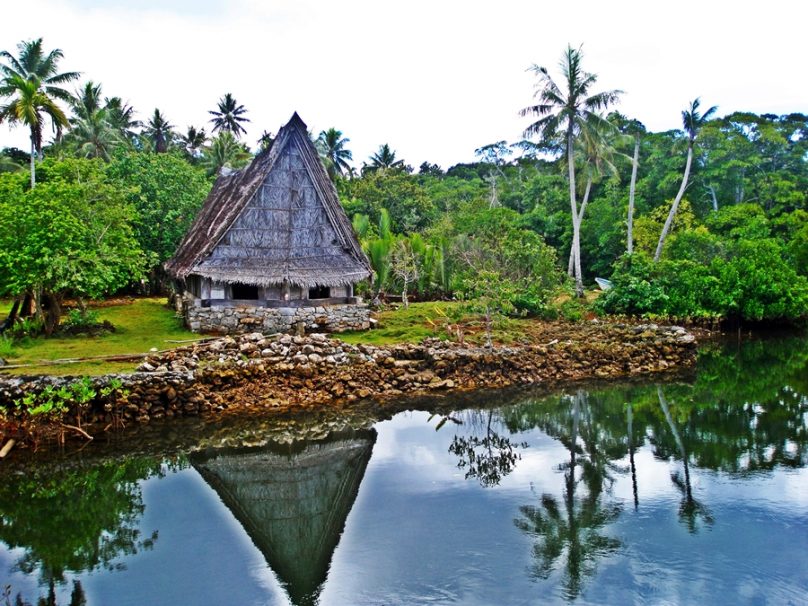 <em>Faluw</em> de Maaq (Estado de Yap, Estados Federados de Micronesia)