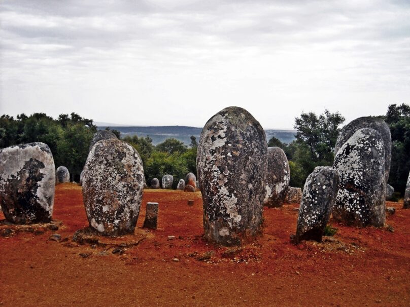 Crómlech de Almendres (Distrito de Évora, Portugal)