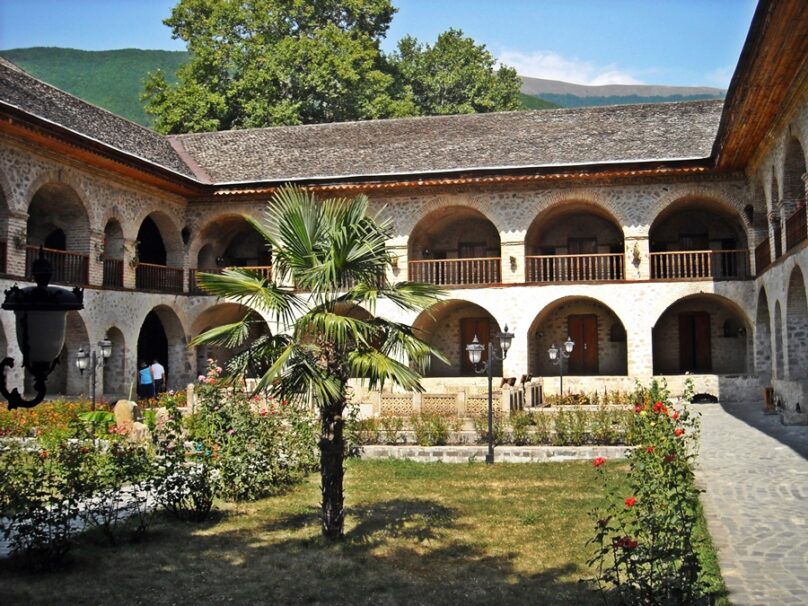 <em>Caravanserai</em> de Sheki (Sheki, Azerbaiyán)