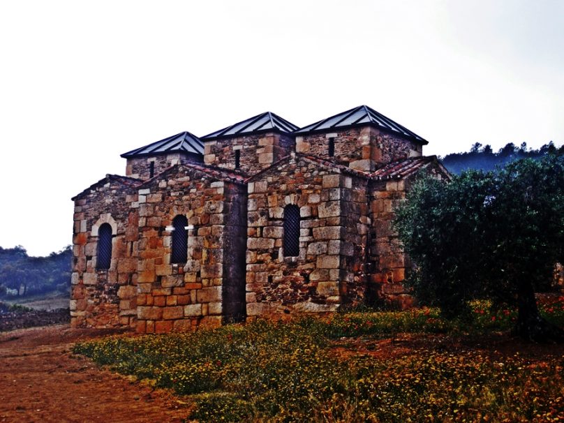 Basílica de Santa Lucía del Trampal (Municipio de Alcuéscar, Extremadura)