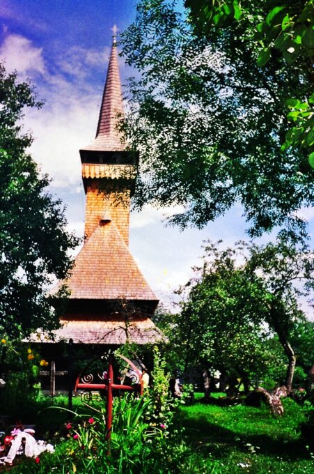 Iglesia de Santa Parascheva (Poienile Izei, Rumanía)