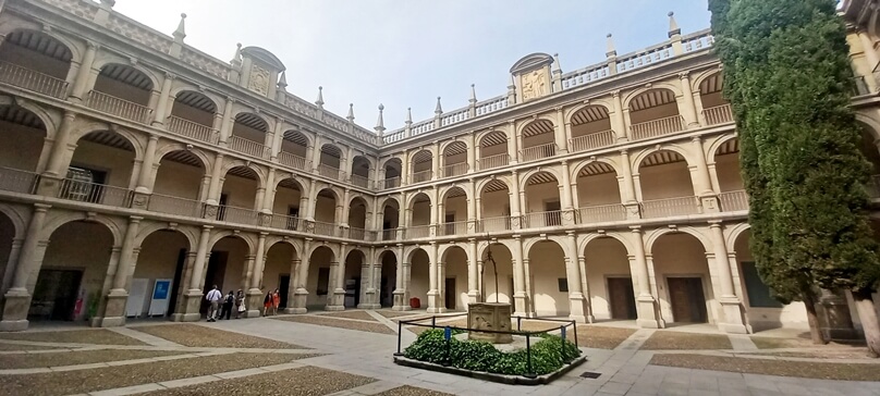 ColegioMayordeSanIldefonsoAlcaladeHenares_09