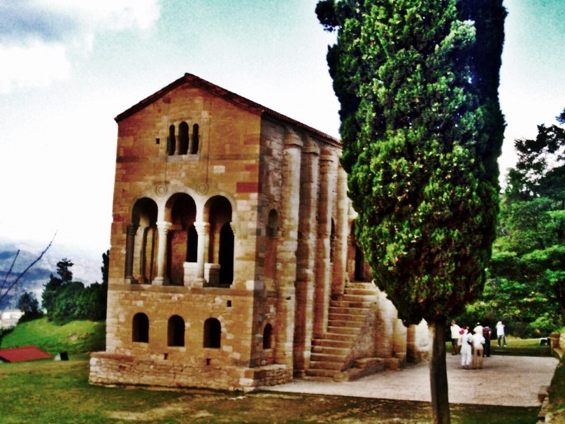 Iglesia de Santa María del Naranco (Municipio de Oviedo, Principado de Asturias)