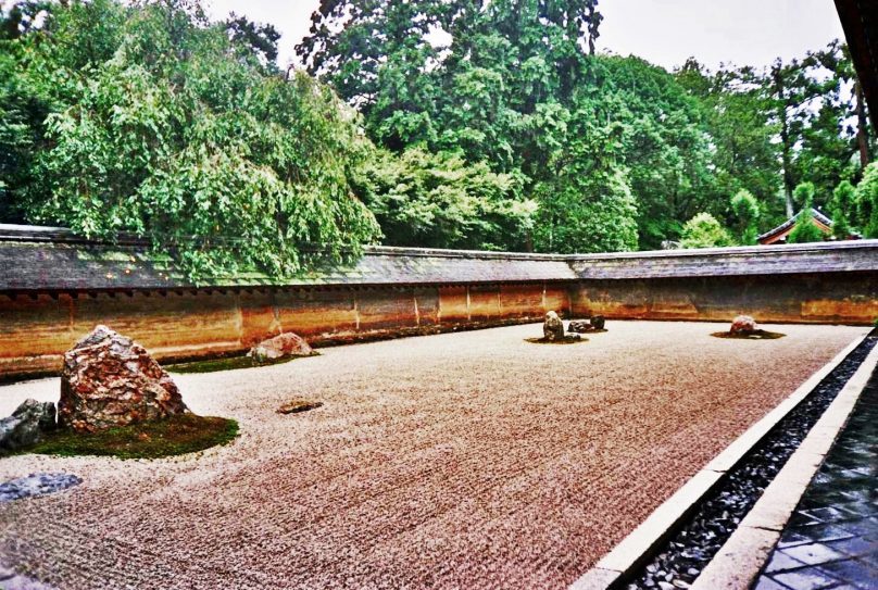 <em>Karesansui</em> del templo budista Ryōan-ji (Kioto, Japón)