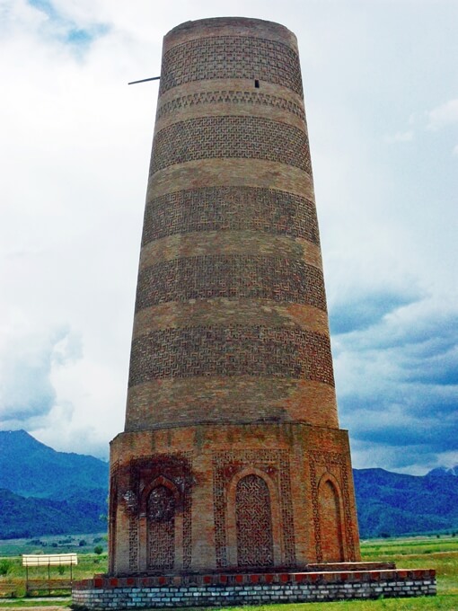 Torre de Burana (Región de Chüy, Kirguistán)