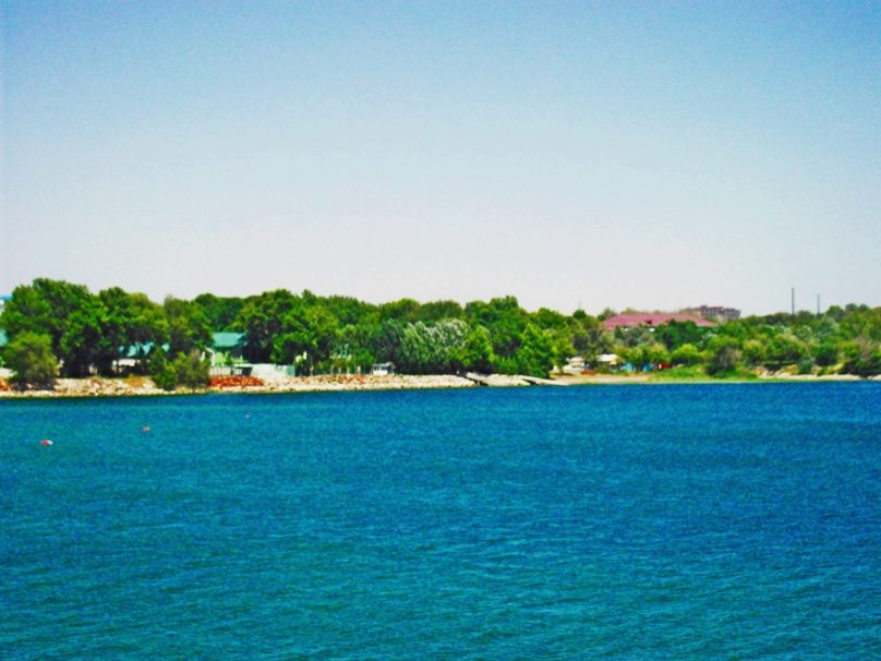 Lago Kayrakkum (Provincia de Sughd, Tayikistán)