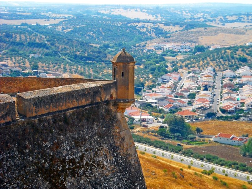 10 fortificaciones relevantes en el Alentejo