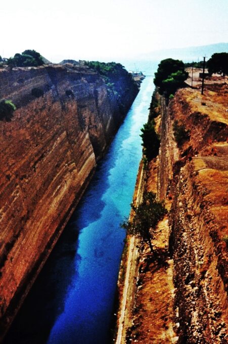 Canal de Corinto (Periferia del Peloponeso, Grecia)