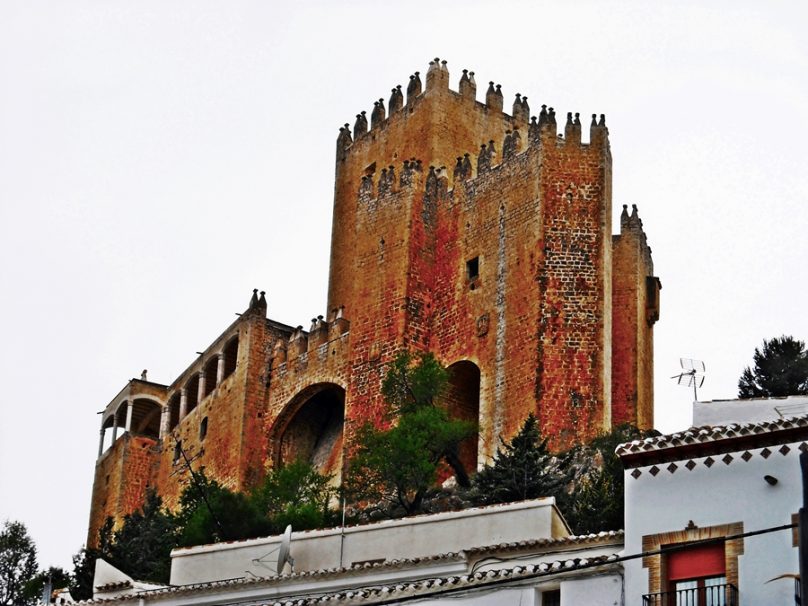 13+1 castillos dominantes en Levante