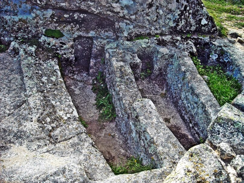 Necrópolis de San Miguel (Monsanto, Portugal)