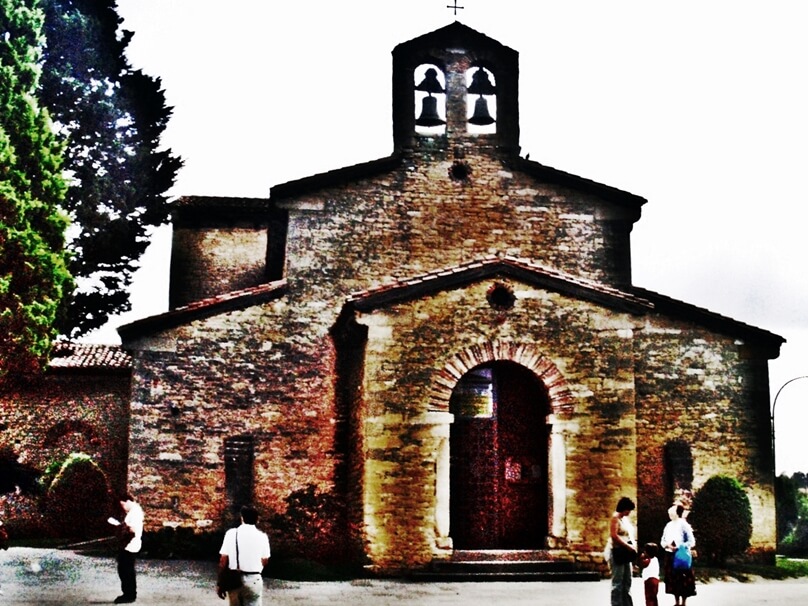 Iglesia de San Julián de los Prados (Oviedo, Principado de Asturias)