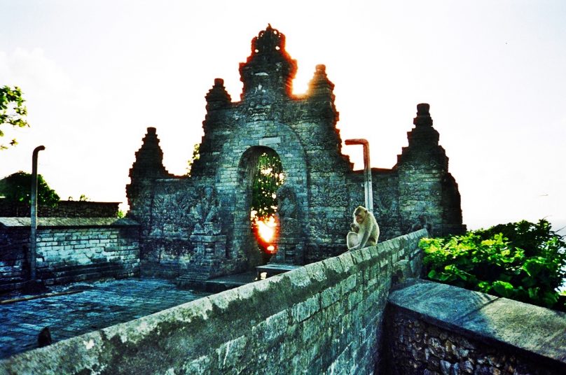 Pura Luhur Uluwatu (Subdistrito de Bali, Indonesia)