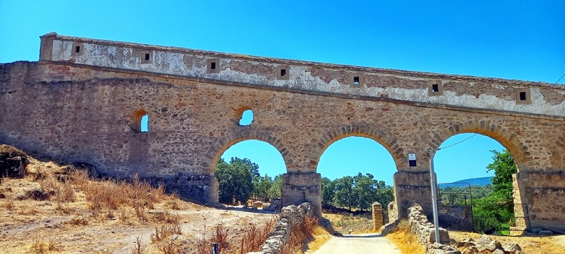 Acueducto de Valencia de Alcántara (Municipio de Valencia de Alcántara, Extremadura)