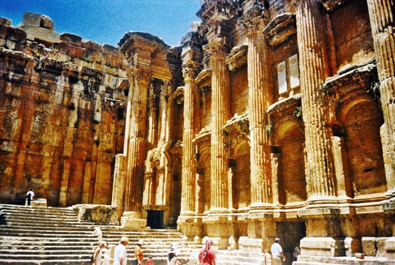 Templo de Baco en Baalbek (Gobernación de Baalbek-Hermel, Líbano)