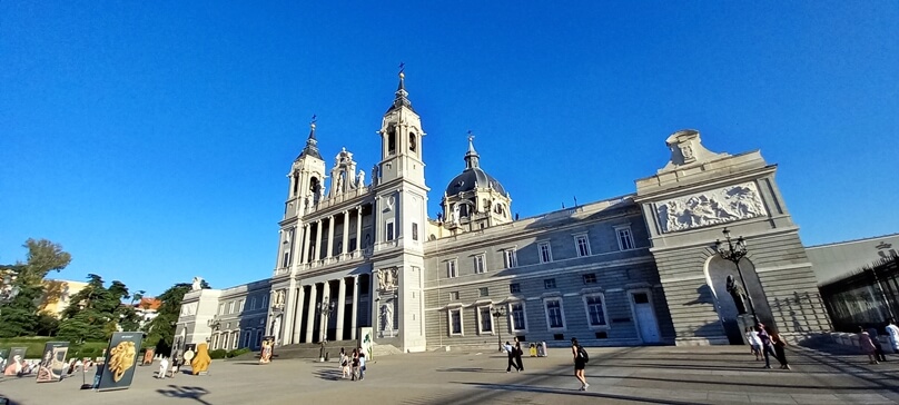 CatedraldelaAlmudenaMadrid_07