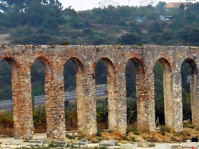 Acueducto de Óbidos (Distrito de Leiria, Portugal)