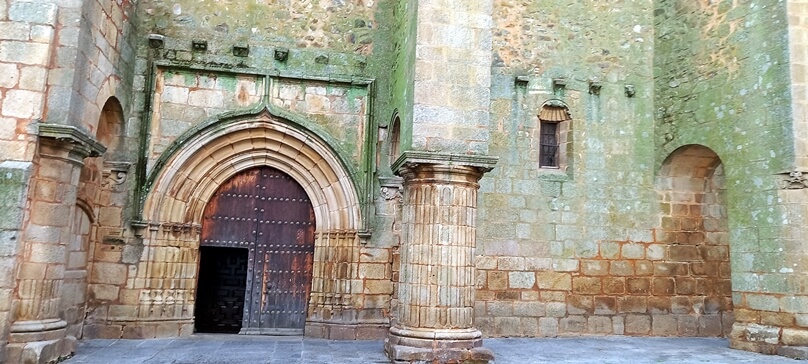 IglesiadeSantiagoCaceres_16