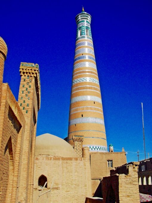 Madrasa de Islam Khoja (Khiva, Uzbekistán)