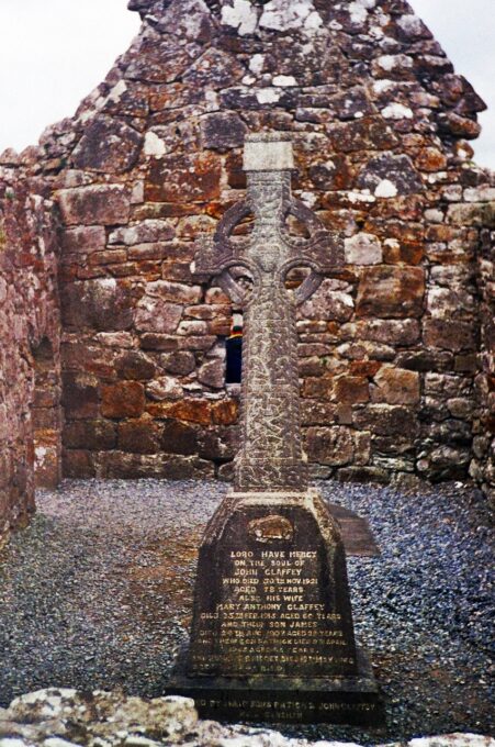 Clonmacnoise_01