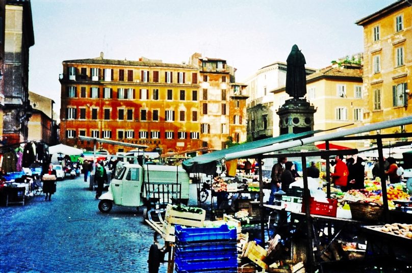 Campo de’ Fiori (Roma, Italia)