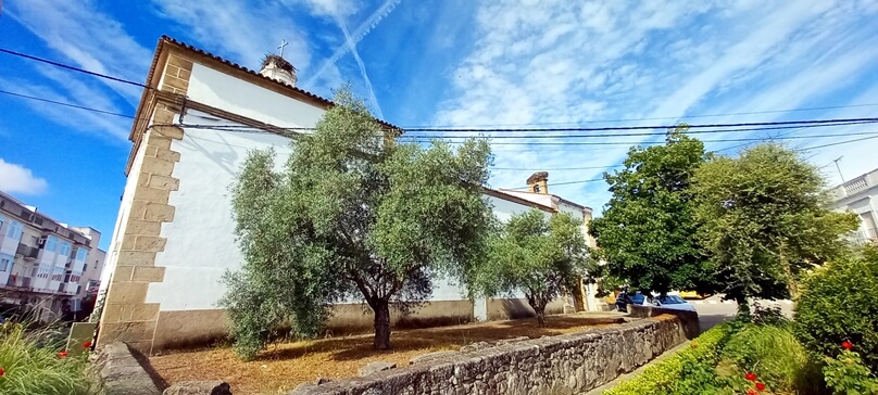 IglesiadeSanAntoniodePaduaValenciadeAlcantara_03