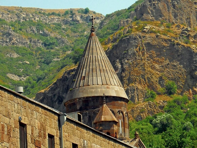 Monasterio de Geghard y el valle alto del Azat (Provincia de Kotayk, Armenia)