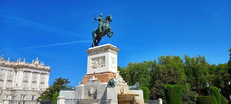 PlazadeOrienteMadrid_07