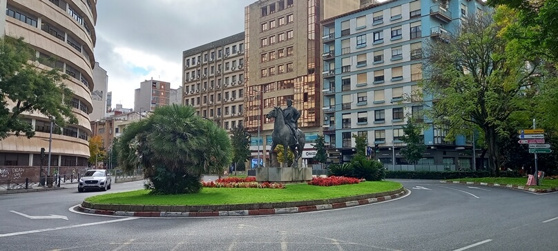 PlazadeHernanCortesCaceres_04