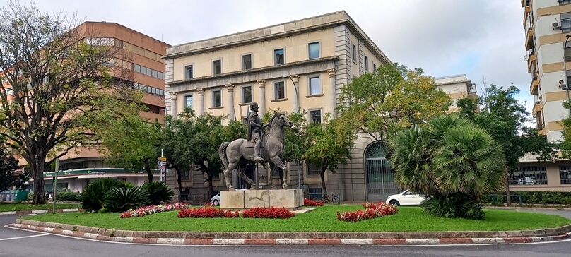 PlazadeHernanCortesCaceres_06